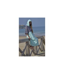 poncho toalla de surf - sentada